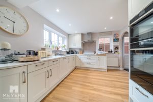 Kitchen- click for photo gallery